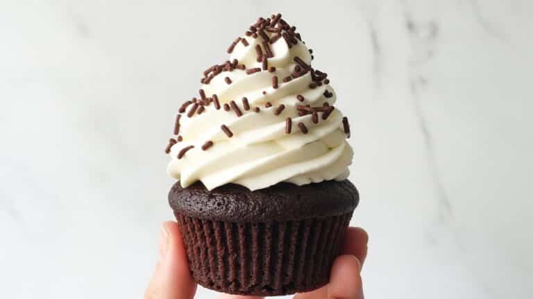 One-Minute, 100-Calorie Protein Brownie Recipe